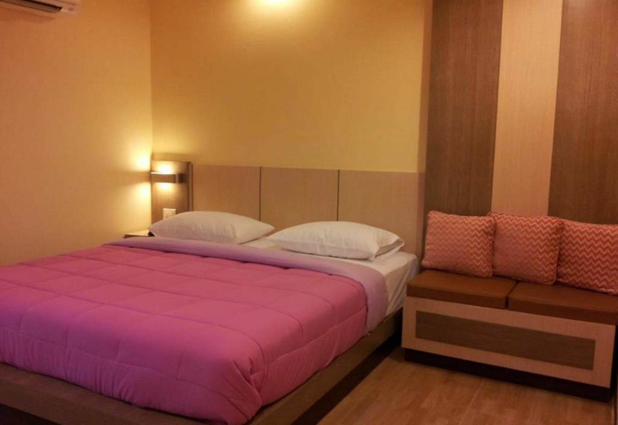 Kaennakorn Khonkaen Hotel كونكين المظهر الخارجي الصورة